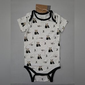 NWT Kyte Baby Short Sleeve Bodysuit in Black and White Zen (Panda) Size: 12-18M